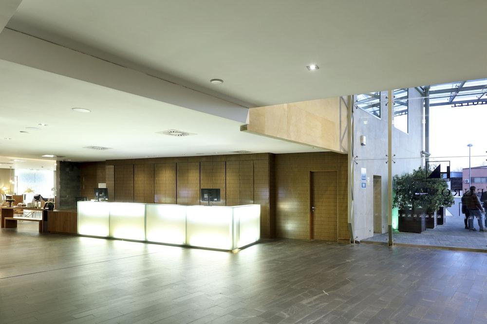 ยูโรสตาร์ มาดริด คองเกรส Hotel อัลโกเบนดาส ภายนอก รูปภาพ