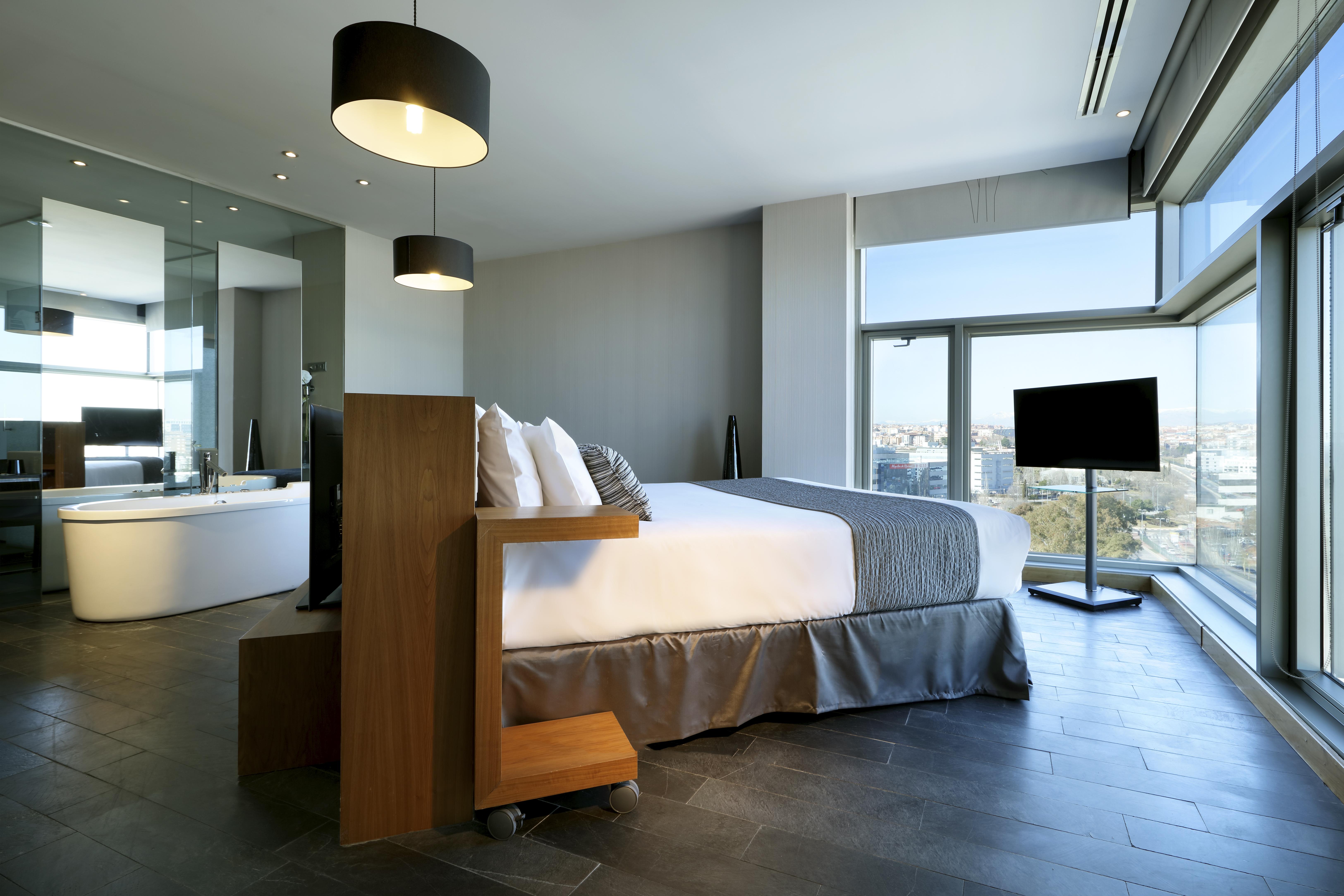 ยูโรสตาร์ มาดริด คองเกรส Hotel อัลโกเบนดาส ภายนอก รูปภาพ